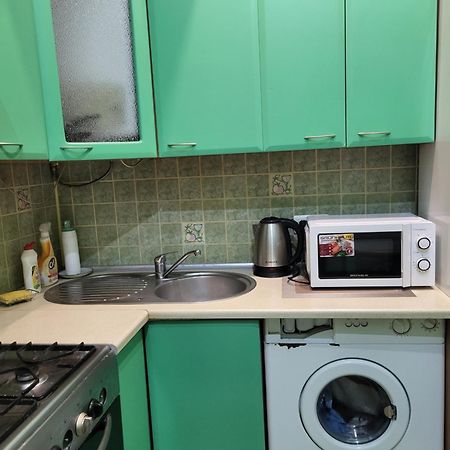 לבוב Apartment Near St. Elizabeth Church מראה חיצוני תמונה