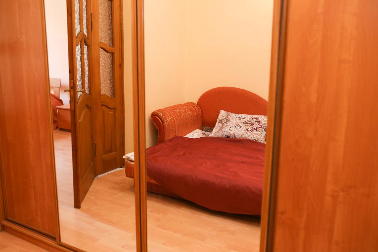 לבוב Apartment Near St. Elizabeth Church מראה חיצוני תמונה