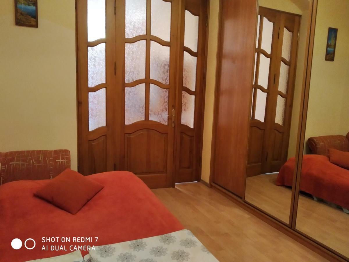 לבוב Apartment Near St. Elizabeth Church מראה חיצוני תמונה