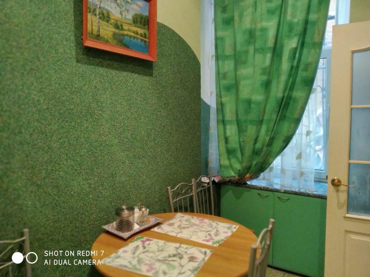 לבוב Apartment Near St. Elizabeth Church מראה חיצוני תמונה